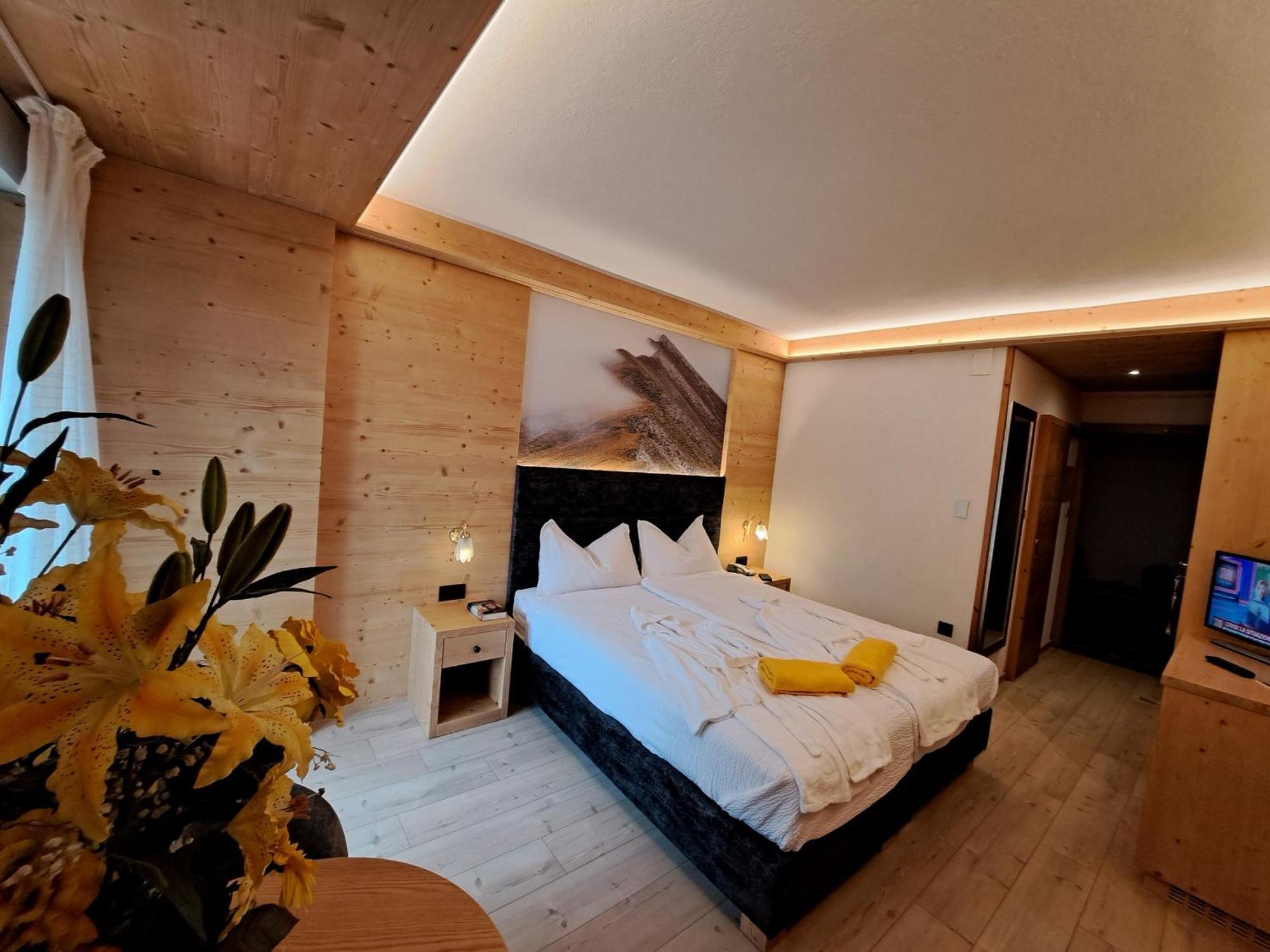 Lake&Nature Hotel Gloria Molveno Εξωτερικό φωτογραφία